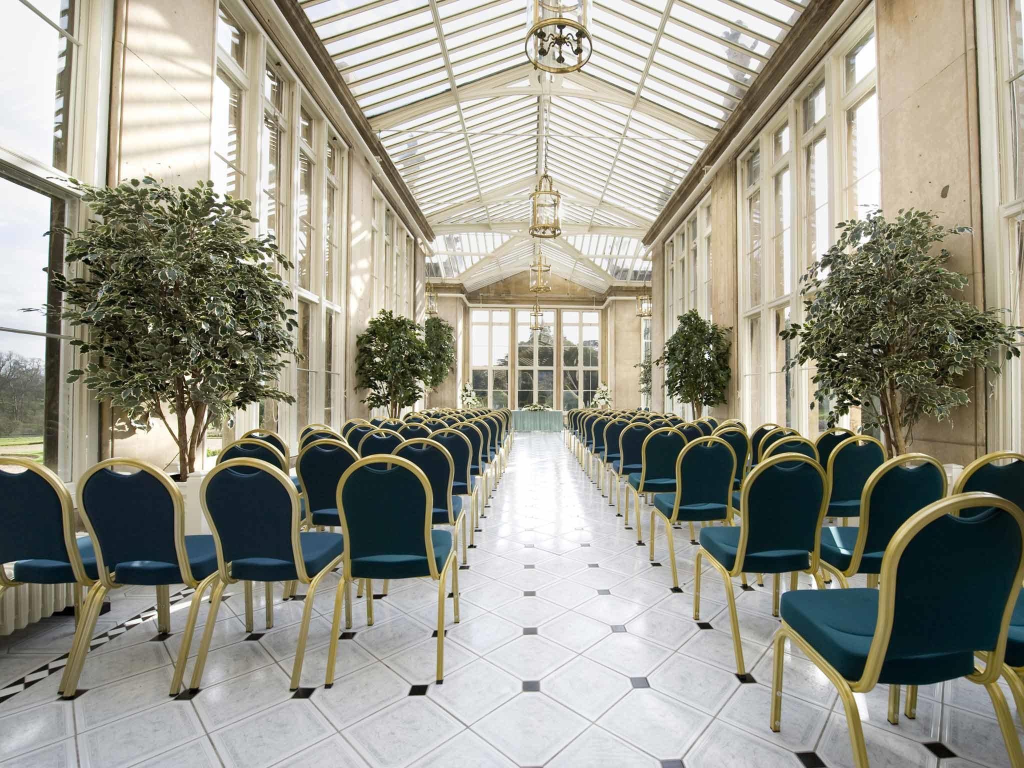 Stoke Rochford Hall Грантем Экстерьер фото