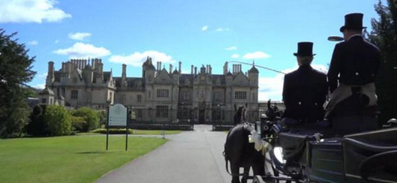 Stoke Rochford Hall Грантем Экстерьер фото